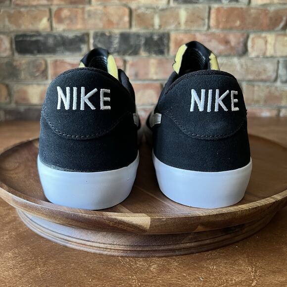 Nike SB Heritage Vulc Black White Skate Sneaker Shoes CD5010-003 Men's Size 11 - Picture 16 of 16